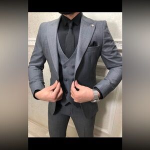 Set If 3 Available Sizes